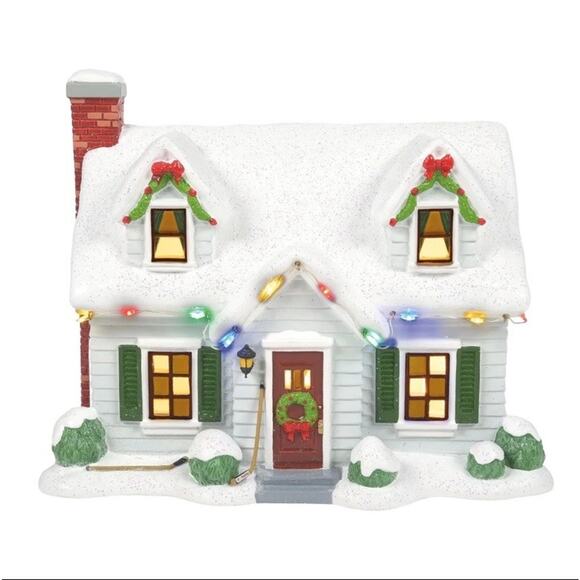 Dept 56 PEPPERMINT PATTY\'S HOUSE Peanuts Village 6014528 BRAND NEW 2025